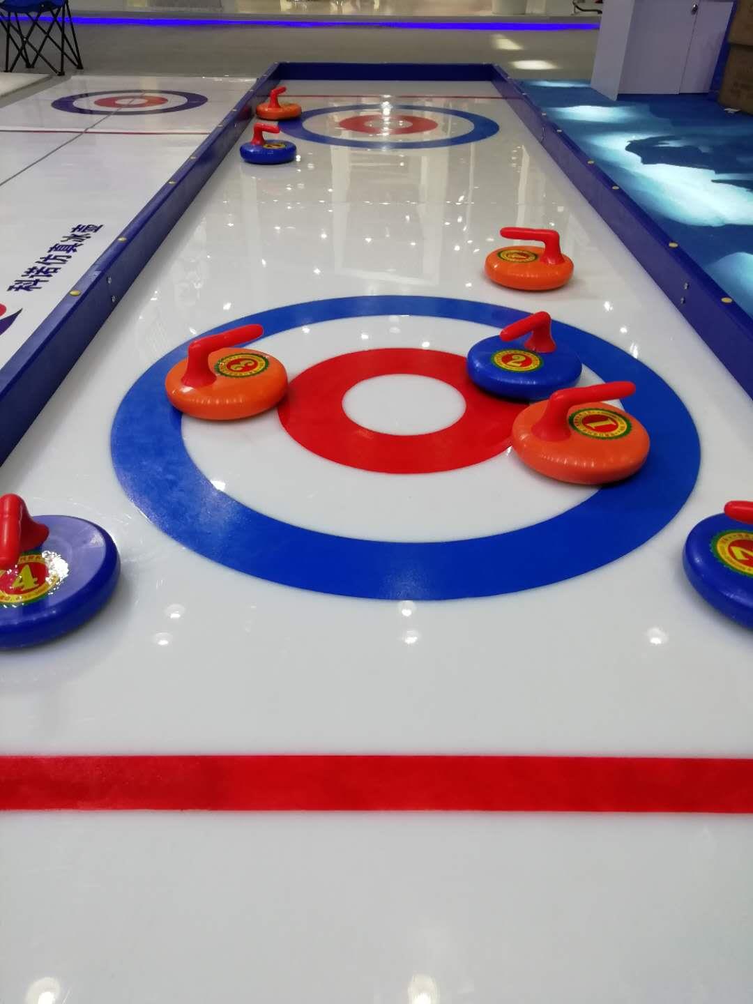 滑雪、赏冰雕、玩冰壶长沙人家门口乐享冰雪中国年(图1)